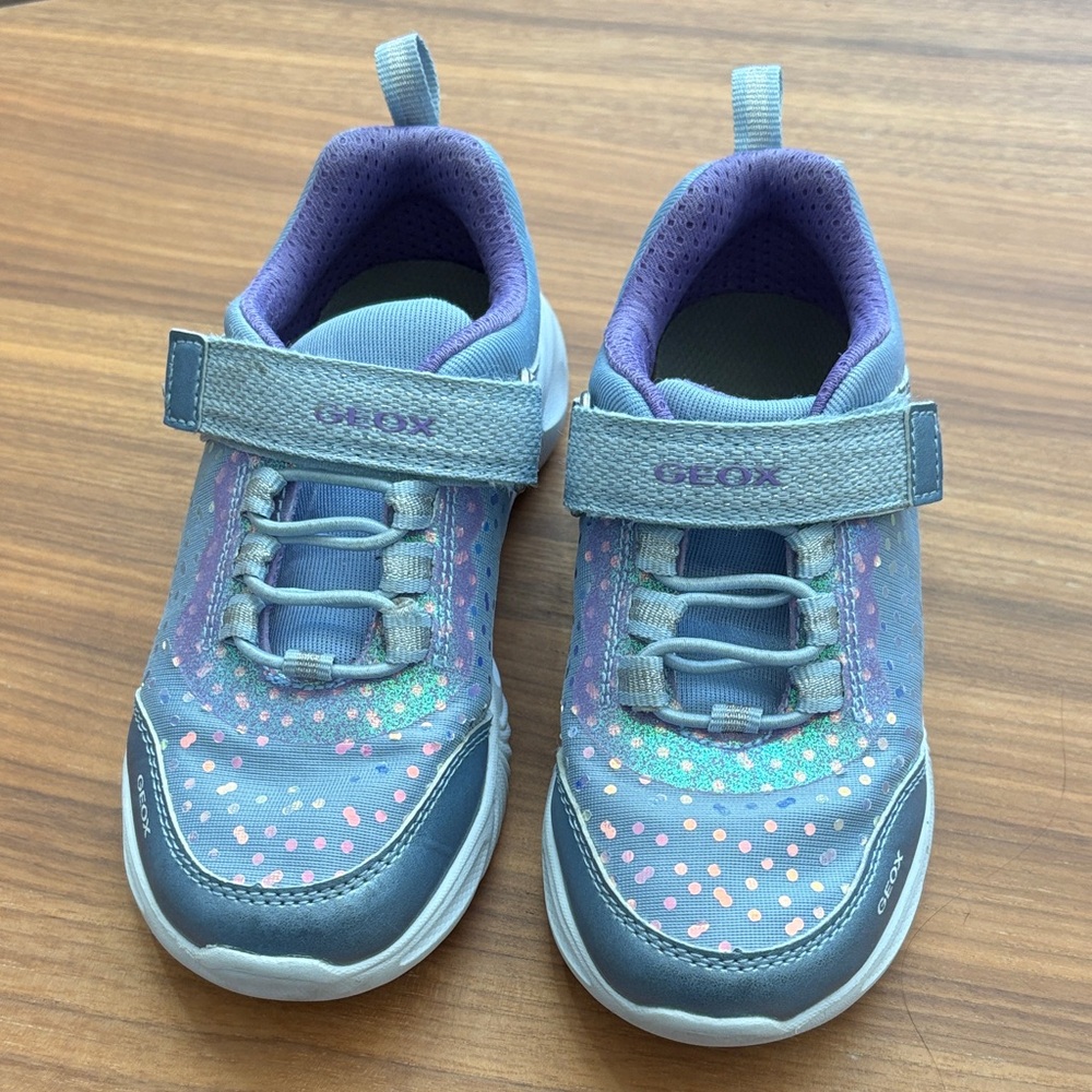 Geox Assister Light Up Sneakers Girl’s Size 11